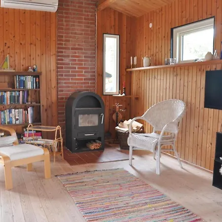 Three-bedroom Holiday In