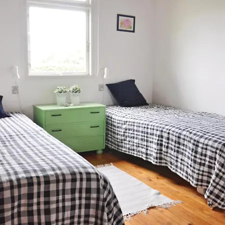 Three-bedroom Holiday In Hébergement de vacances